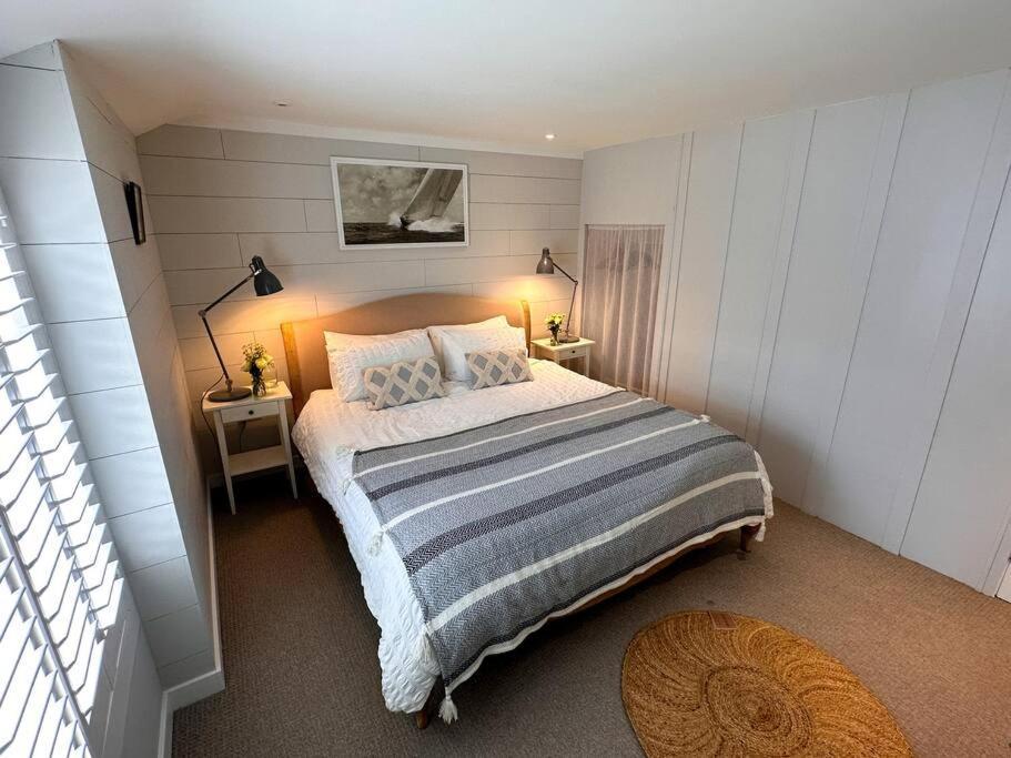 Stylish 3Br Cowes Cottage Close To The Waterfront Экстерьер фото